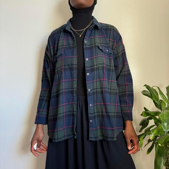 Old Navy Tops - Oversized Old Navy "Boyfriend" Flannel – Dark Plaid size XXL